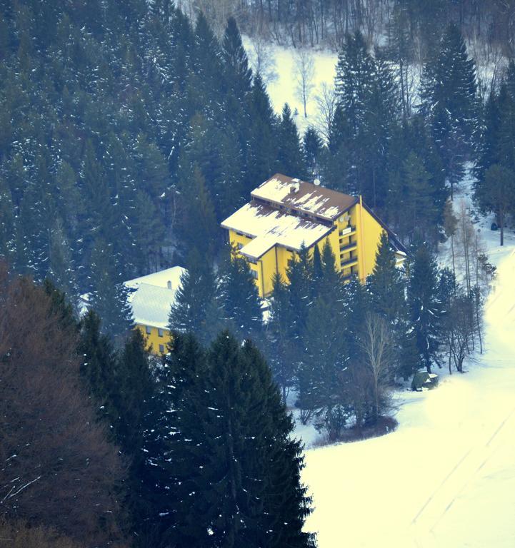 Hotel Smrecina Low Tatras Exterior photo